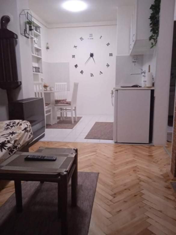 Apartman Breza Ruma Exterior photo